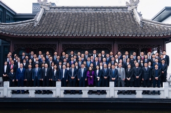 創新聚變?奮楫篤行︱浙江信匯召開2022年度工作會議暨先進表彰大會